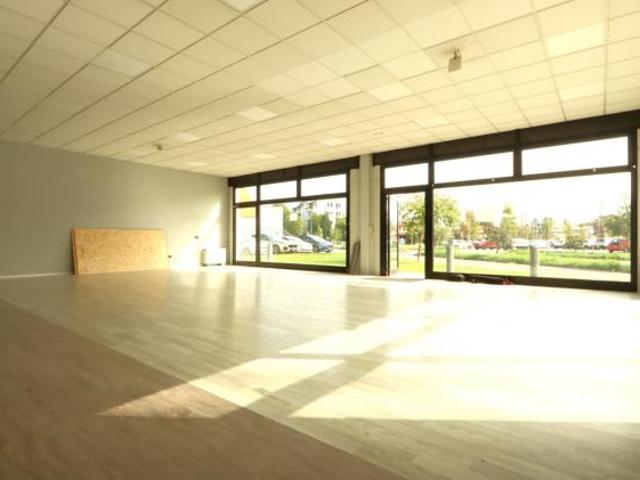 Locale commerciale in affitto a Vicenza