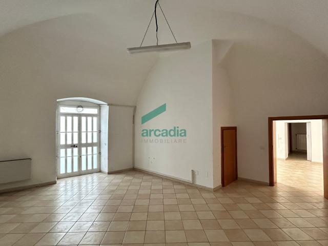 Locale commerciale in affitto in via bellino 4, Bitritto