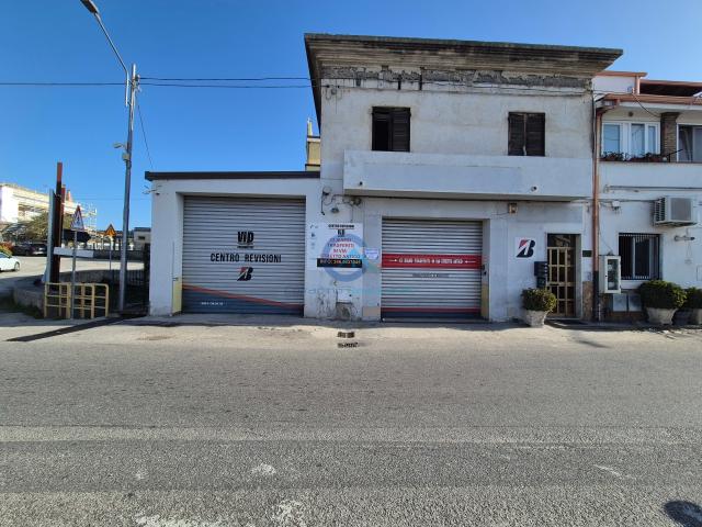 Locale commerciale in affitto in via nazionale 145, Catanzaro