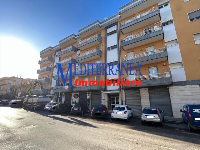 Locale commerciale in affitto in via scarlatti 81/f, Ruvo di Puglia
