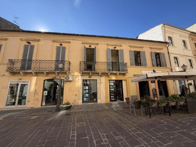 Locale commerciale in Affitto in zona CENTRO