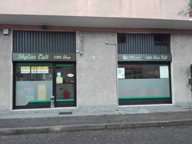 Locale commerciale in vendita a Muggiò