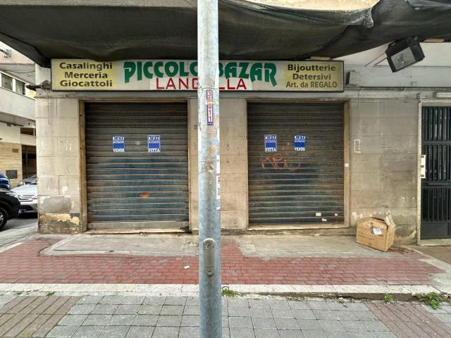 Locale commerciale in vendita a Marano Di Napoli