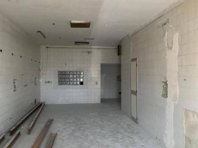 Locale commerciale in vendita a Milano