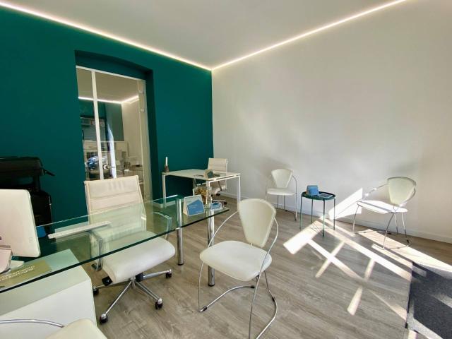 Locale commerciale in vendita a Milano