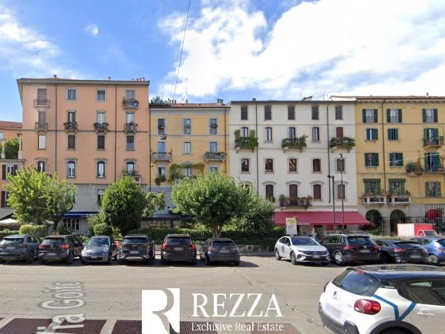 Locale commerciale in vendita a Milano