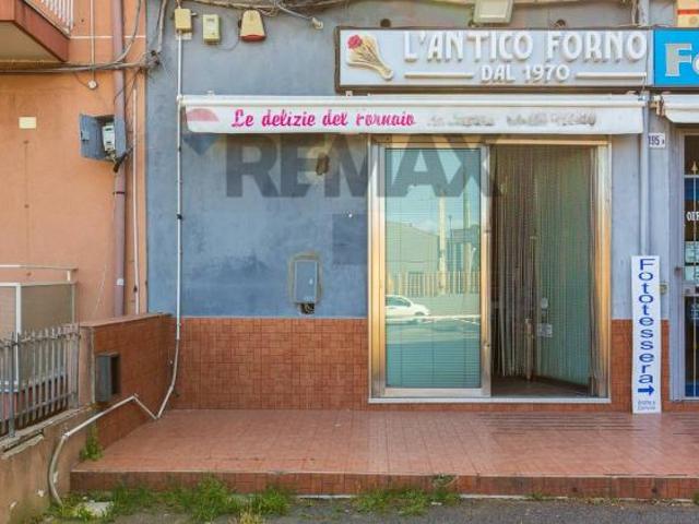 Locale Commerciale in vendita a Misterbianco
