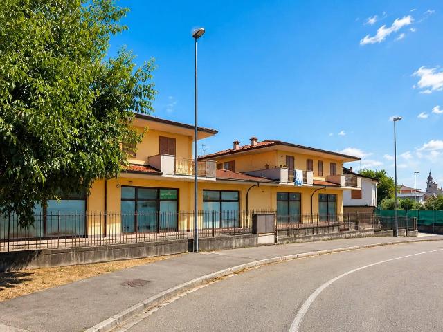 Locale commerciale in vendita a Bolgare