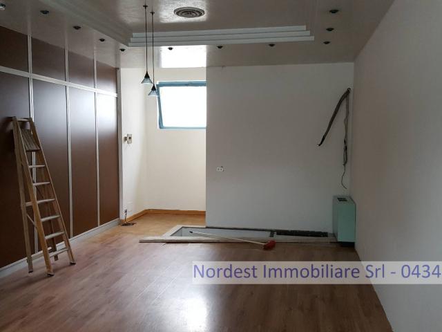 Locale commerciale in vendita a Brugnera