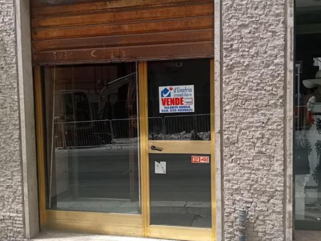 Locale commerciale in vendita a Campobasso