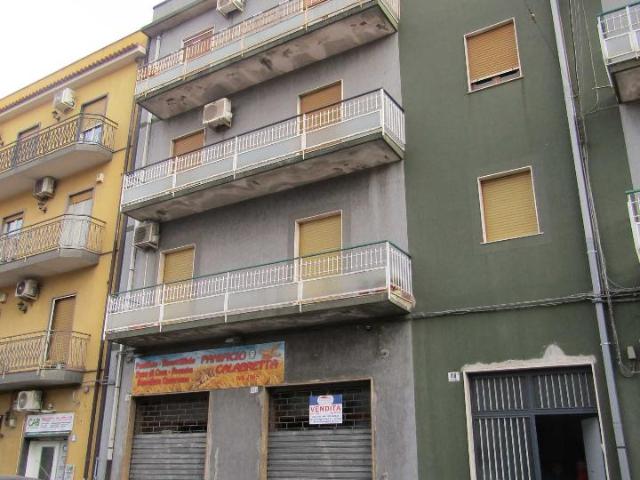 Locale commerciale in vendita a Catania