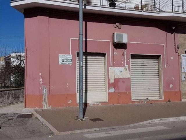 Locale commerciale in vendita a Copertino