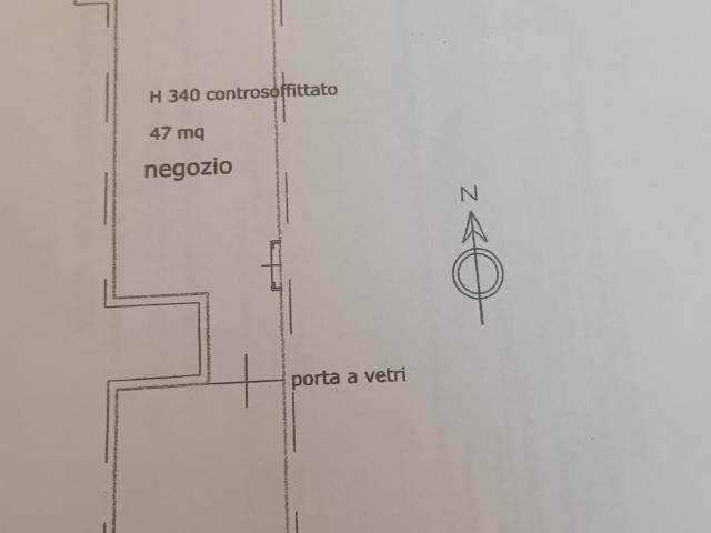Locale commerciale in vendita a Empoli