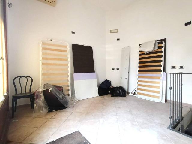 Locale commerciale in vendita a Firenze