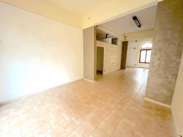 Locale commerciale in vendita a Firenze