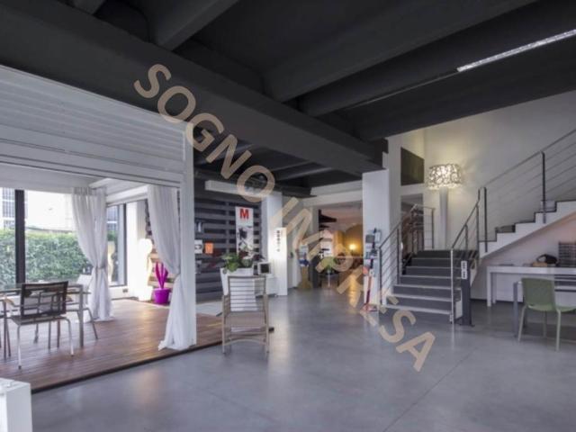 Locale commerciale in vendita a Forli'