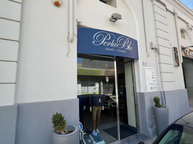 Locale commerciale in vendita a Gallipoli