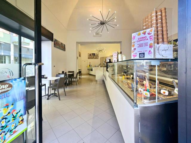 Locale commerciale in vendita a Gallipoli