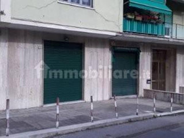 Locale commerciale in vendita a Genova