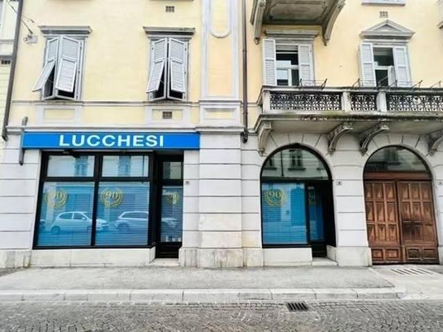 Locale commerciale in vendita a Gorizia