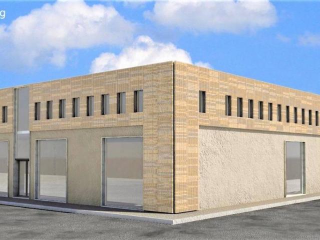 Locale commerciale in vendita a Grosseto