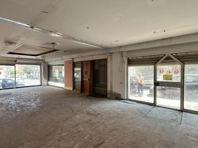 Locale commerciale in vendita a Putignano