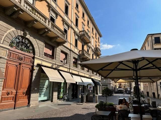 Locale commerciale in vendita a Padova