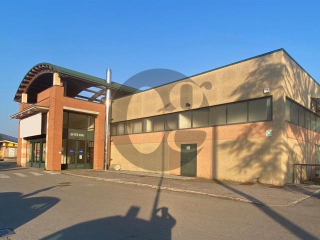 Locale commerciale in vendita a Palazzolo sull'Oglio