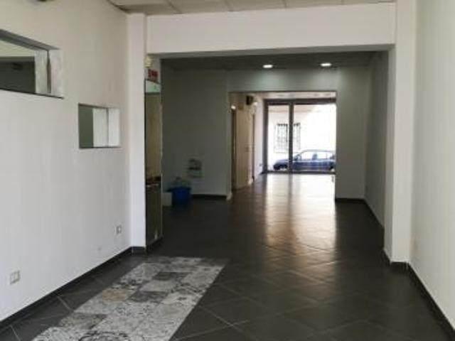 Locale commerciale in vendita a Palermo