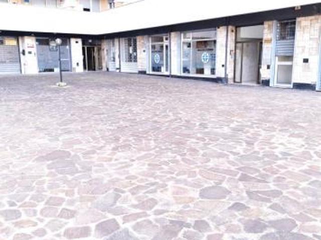 Locale commerciale in vendita a Pescara