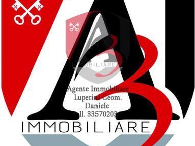 Locale commerciale in vendita a Pisa
