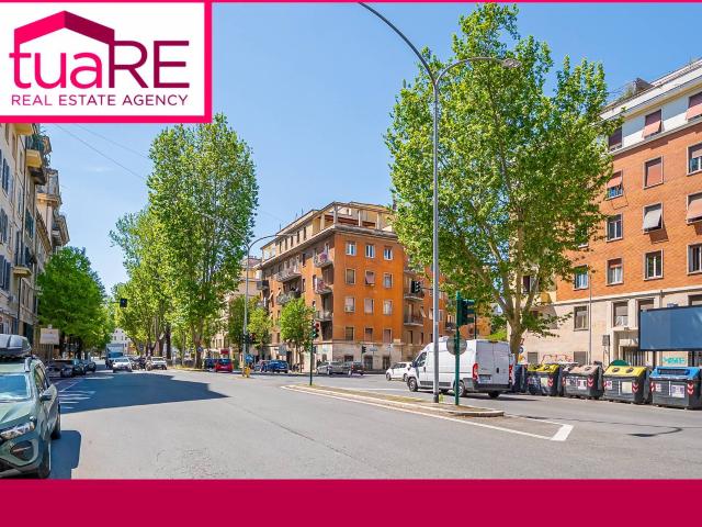 Locale commerciale in vendita a Roma
