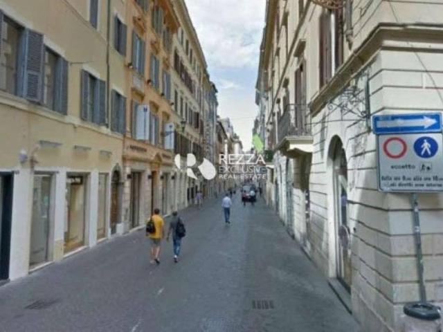Locale commerciale in vendita a Roma