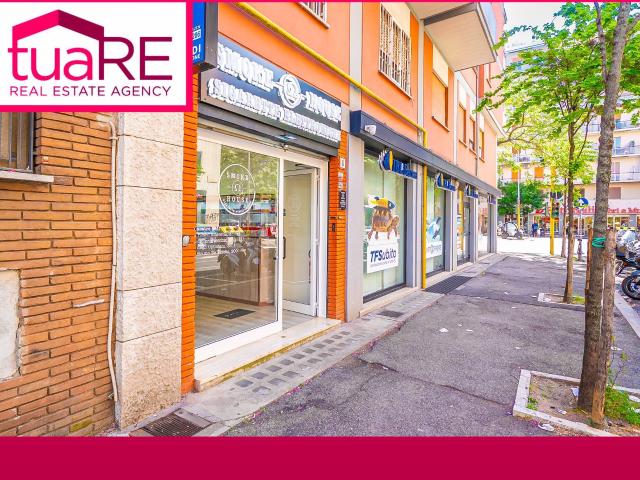 Locale commerciale in vendita a Roma, Marconi