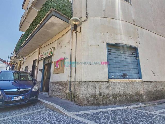 Locale commerciale in vendita a San Vitaliano