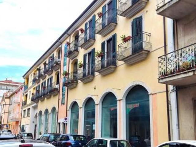 Locale commerciale in vendita a San Benedetto del Tronto