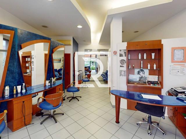 Locale commerciale in vendita a San Mauro Pascoli