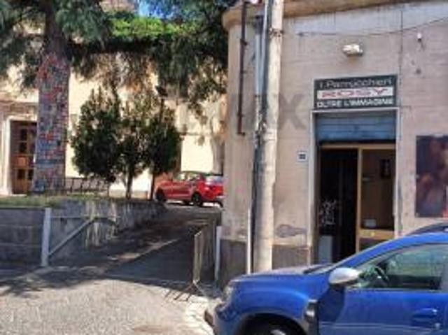 Locale Commerciale in vendita a San Pietro Clarenza