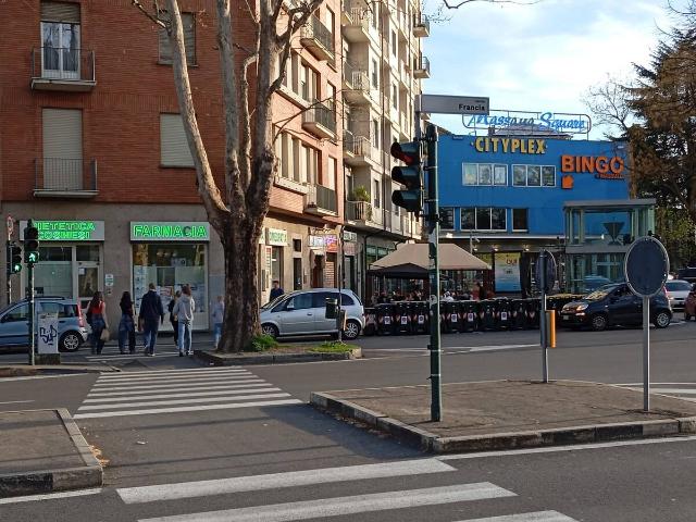 Locale commerciale in vendita a Torino