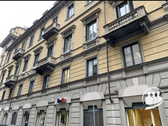 Locale commerciale in vendita a Torino, Centro
