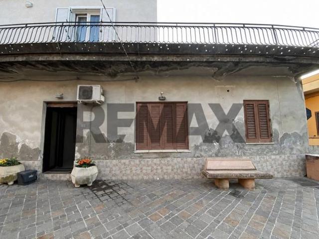 Locale Commerciale in vendita a Torregrotta, Scala
