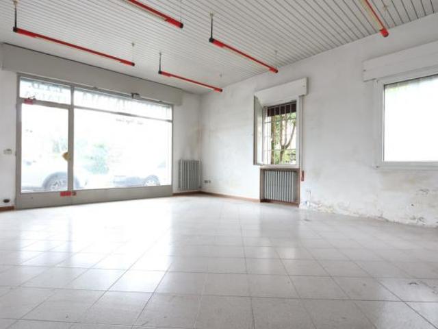 Locale commerciale in vendita a Vicenza