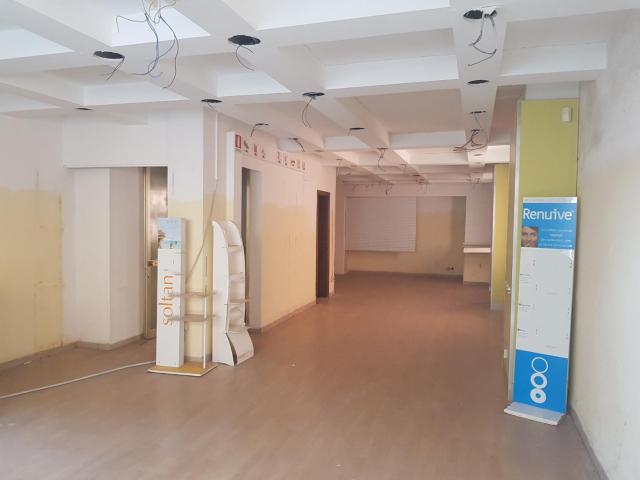 Locale commerciale in vendita, Lucca borgo giannotti