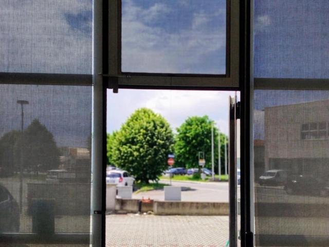 Locale commerciale in vendita, Pontedera il chiesino