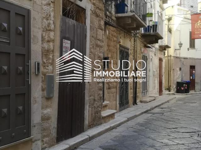 Locale commerciale in vendita, Ruvo di Puglia centro storico