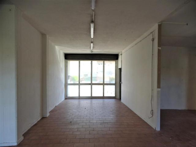 Locale commerciale in vendita, San Miniato basso