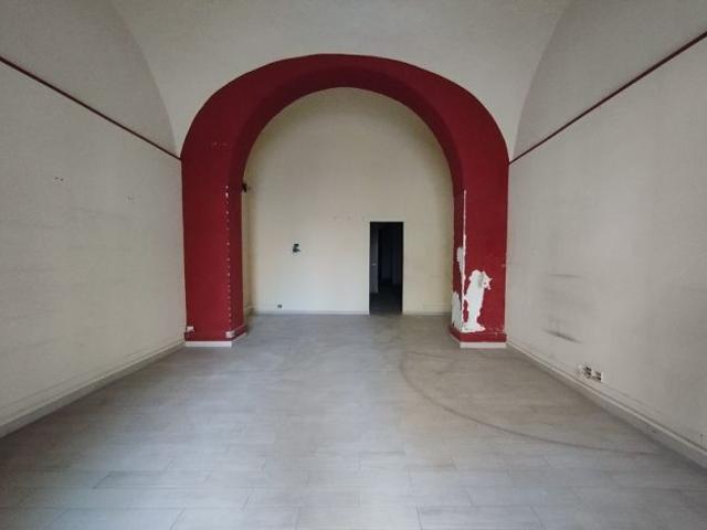LOCALE COMMERCIALE RIF L 33