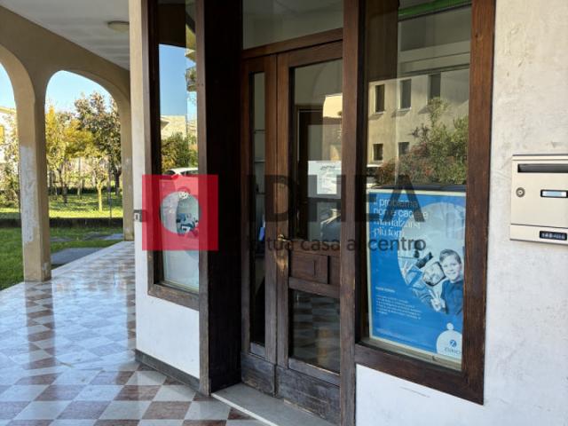 Locale commerciale/Negozio in Affitto a Villorba
