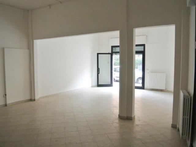 Locale commerciale/Negozio in Affitto a Bologna