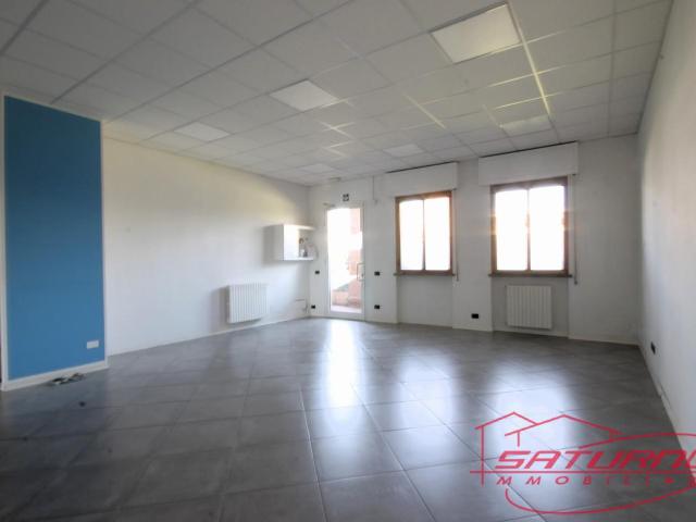 Locale commerciale/Negozio in Affitto a Capannori